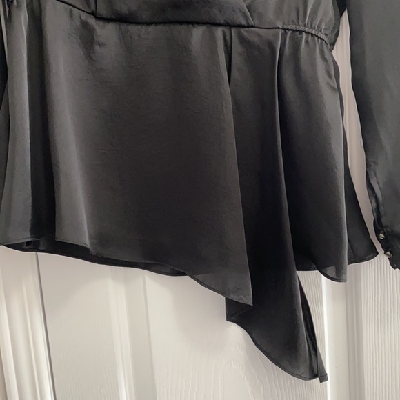 Black satin blouse - Picture 4 of 6